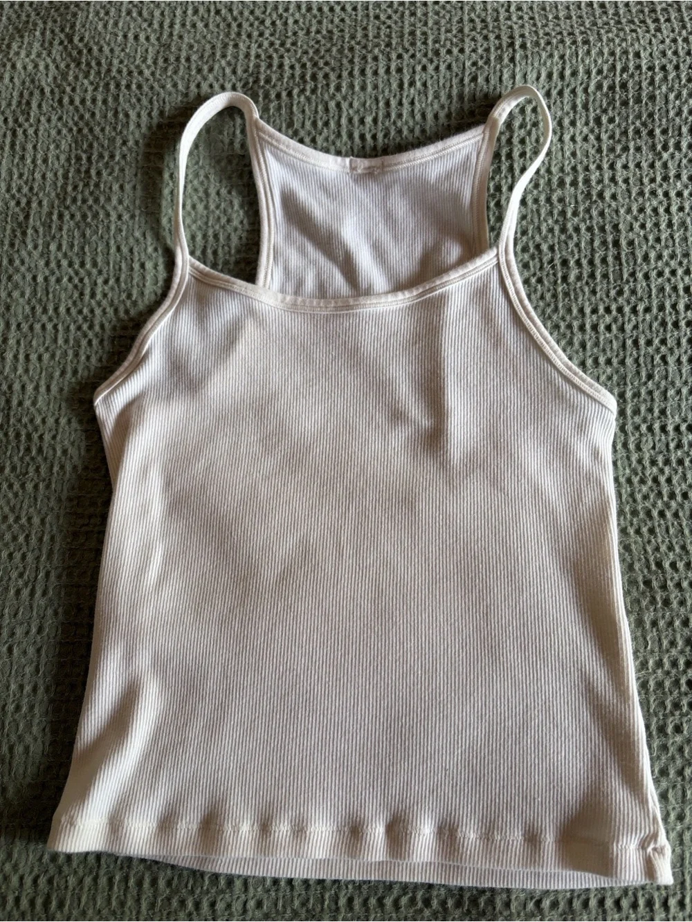 SKIMS Ribbed Racer Back Tank Top - white - Picture 3 of 4